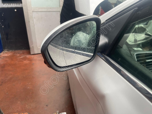 MEGANE 4 SOL AYNA ADBLUE 1.5 DCİ OTOMATİK