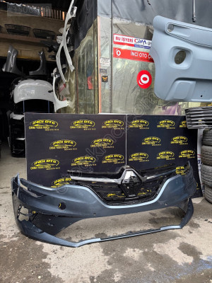 2023 Renault Megane Ön Tampon Çıkma Orjinal