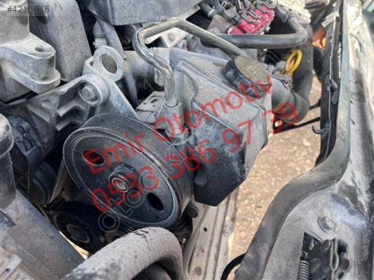 Renault Laguna 1 2.0 16V direksiyon pompası