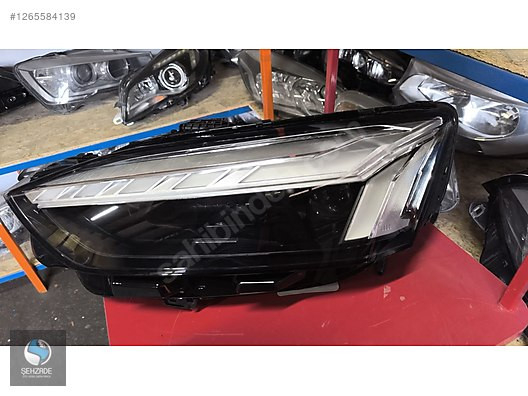 AUDİ A5 SOL FAR SIFIR