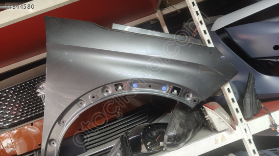 Peugeot 3008 sağ ön çamurluk hatasız sökme