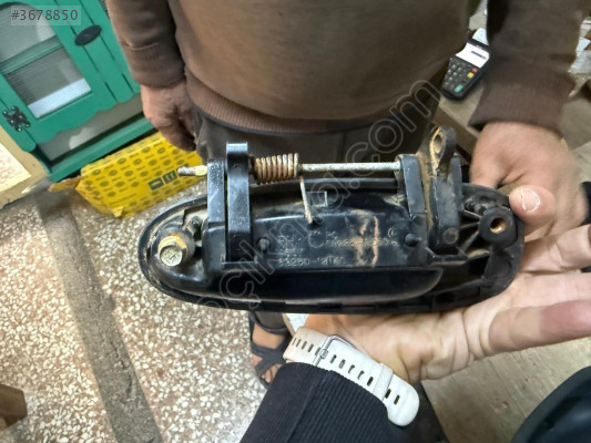 TOYOTA COROLLA SAĞ ARKA KAPI DIŞ AÇMA KOLU 93-98 MODEL