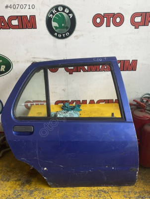 Clio1 sağ arka kapı dolu