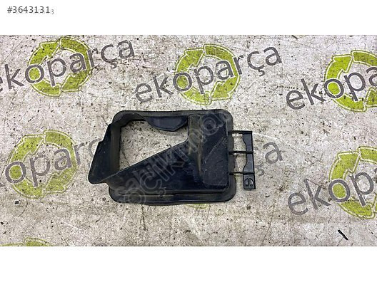 BMW 3 2012 2018 RADYATÖR HAVA KANALI SAĞ BAĞLANTI 51747255420