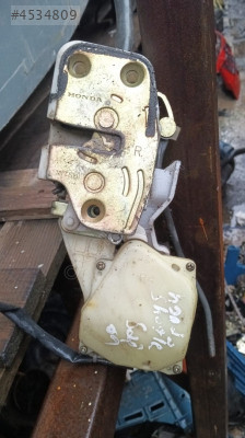 Honda civic sağ ön kapı kilidi