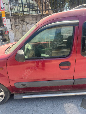 Renault Kango sol ön kapı dolu hatası