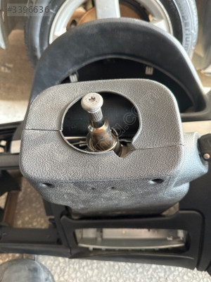 Peugeot 407 direksiyon alt üst plastiği kaplaması