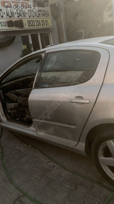 peugeot 407 sol arka kapı