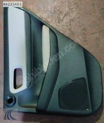 HONDA HRV 2018 ÇIKMA SAĞ ARKA KAPI DÖŞEMESİ