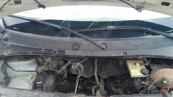 Renault Master 3 cam onu izgara çıkma