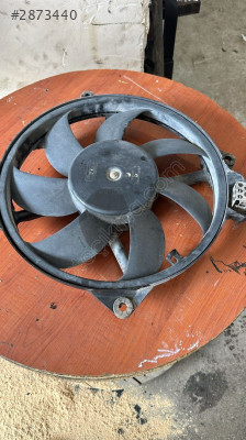 2012 RENAULT MEGAN 3 FAN