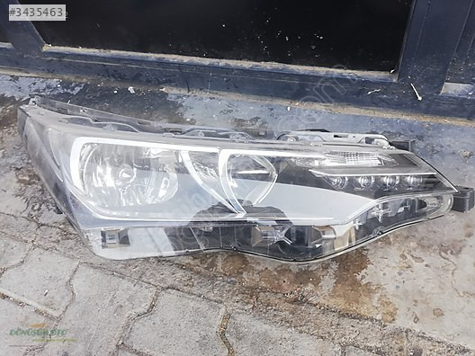 TOYOTA COROLLA ÇIKMA FAR SAĞ 2016 -