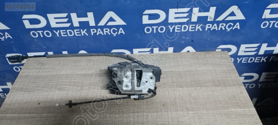FORD FOCUS 3 SAĞ ARKA KAPI KİLİDİ BM5A-A26413-AG