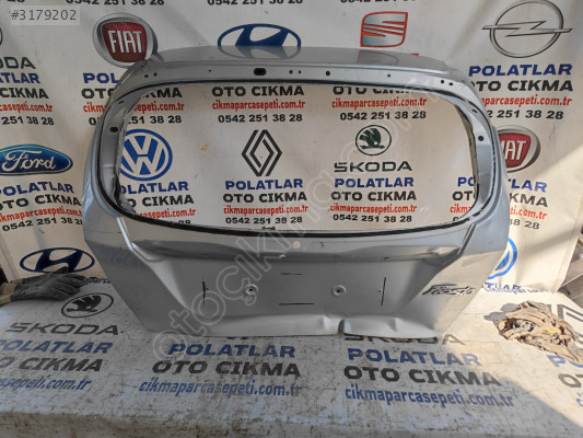 Ford Fiesta bagaj kapağı orjinal gıri göçük hasarlı 2008-2018