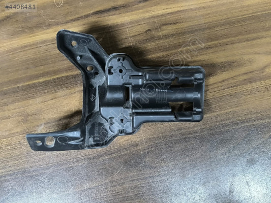 286690002R FLUENCE MEGANE 3 SOL-SAĞ FAR FISKIYE BAĞLANTI AYAĞI