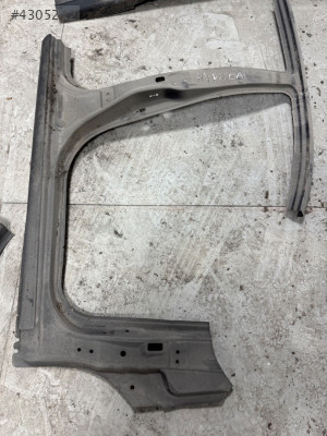 HYUNDAİ ÇIKMA ORJİNAL SAĞ FRANGART KD