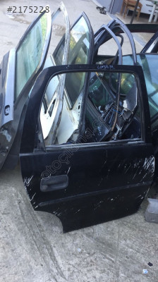 OPEL CORSA B SAĞ ARKA KAPI DOLU.OTO ERKAN ÜNYE