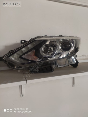 Nissan Qashqai J11 Sol Ön Far - Kaliteli Oto Çıkma Parçaları