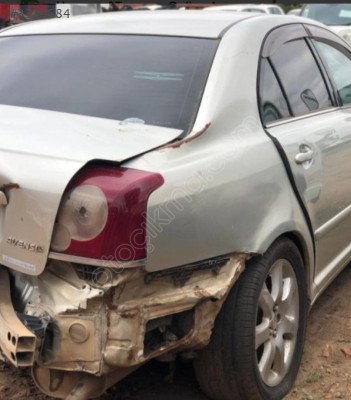 Toyota avensis Cam Düğmesi