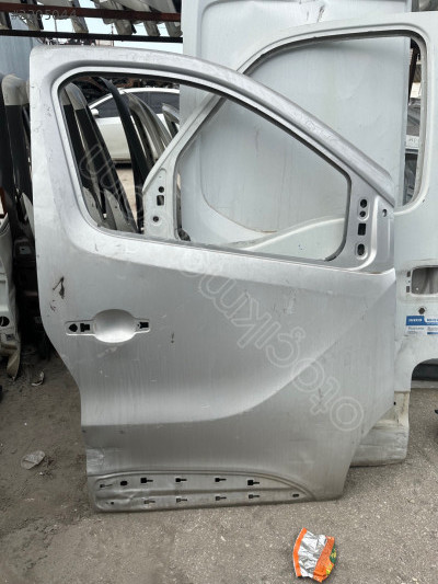 Renault trafik sağ ön Kapı (az kusurlu)