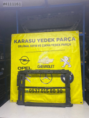 Opel Astra L Ön Panel