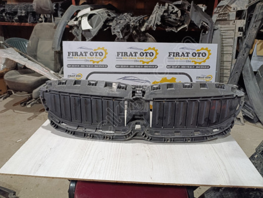 18715610 BMW G20 G21 G28 PANJUR İÇ MASKE MOTORLU