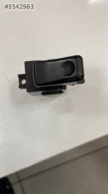 Mazda Familia-Lantis Tekli Cam Düğmesi