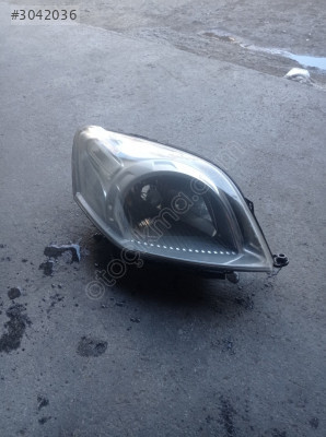 Fiat Fiorino sağ ön far