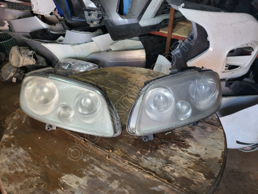 Woswagen caddy sağ sol ön far