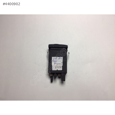 Audi A4 Dörtlü Flaşör Düğmesi