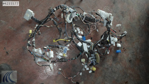 TOYOTA AURIS 2008 ÇIKMA GÖĞÜS TESİSATI