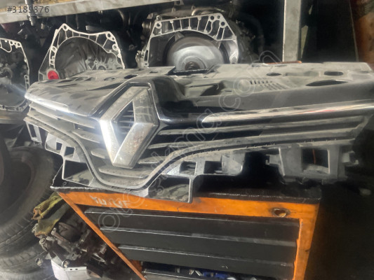 RENAULT  CLIO4 Ön panjur çıkma orijinal