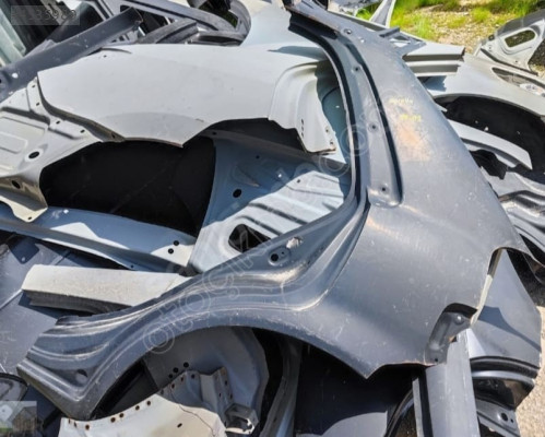 Toyota Corolla Sol Arka çamurluk