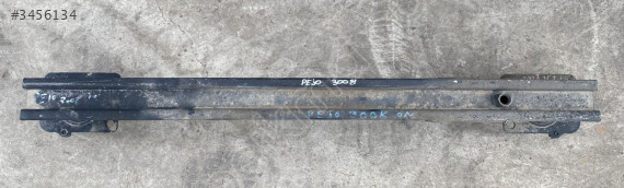 peugeot 3008 çıkma orjinal ön tampon demiri (son fiyat)