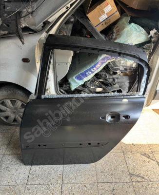 RENAULT MEGANE 2 SOL ARKA KAPI SIFIR ORJİNAL EYUPCAN OTO'DA