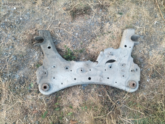 02676 RENAULT KANGOO 3 MOTOR TRAVERSİ