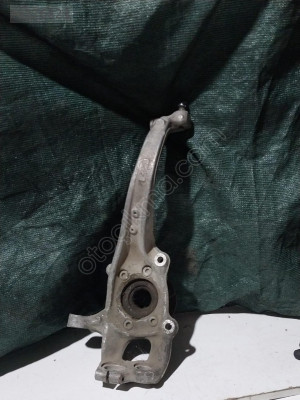 4G0407242C audi a4 a5 a6 a7 sağ ön taşıyıcı