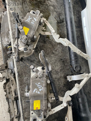 BMW F10 KAPUT MENTEŞELERİ OTO FEDAİ