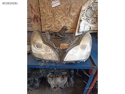 Mercedes CLS 320 far _far yıkama _far beyinleri orjinal çıkma