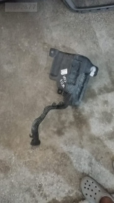 MERCEDES W117 CLA ORJİNAL ÇIKMA CAM SU DEPOSU