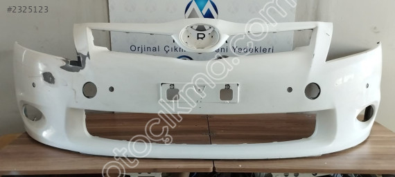 TOYOTA AURIS ÖN TAMPON 2010-2012 BEYAZ ORJINAL ÇIKMA