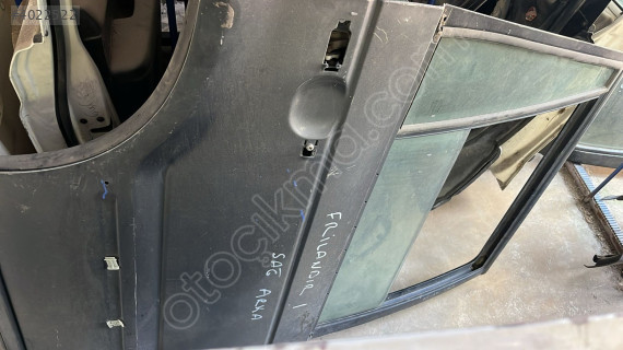 LAND ROVER FREELANDER SAĞ ARKA KAPI OTO FEDAİ