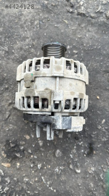 DACİA DUSTER ŞARJ DİNAMOSU OTO FEDAİ