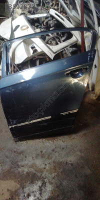 2005-2010 Passat B6 Sol Arka Kapı Çıkma Parçası