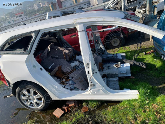 TOYOTA AURİS SAĞ MARŞPİYEL ORJİNAL ÇIKMA