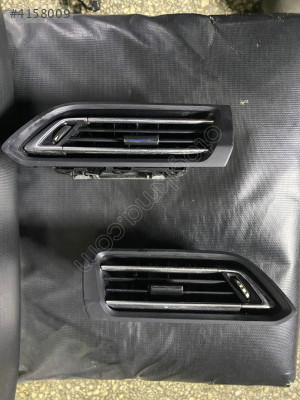 Peugeot 308 sağ sol kalorifer ızgarası