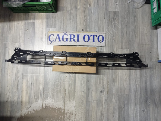 AUDİ Q7 ORTA IZGARA 4M0807647E ÇAĞRI OTO MASAK