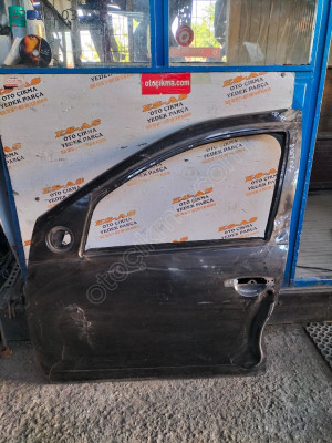 Dacia Duster Çıkma Sol Ön Kapı Boş 2008-2013