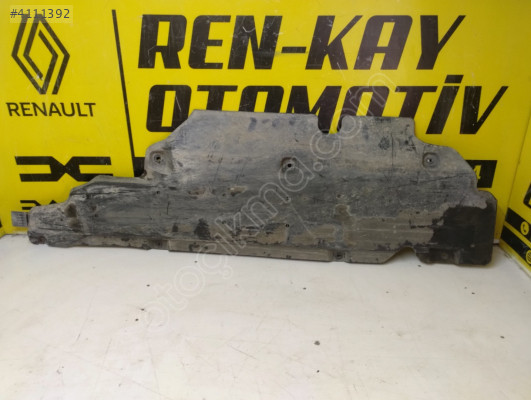 555273588R RENAULT CLİO 4 SOL ALT MUHAFAZA ORJ ÇIKMA  RENKAY