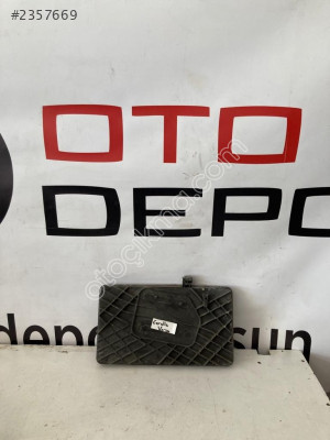 Toyota Corolla Verso Akü Alt Ayağı Orjinal Çıkma